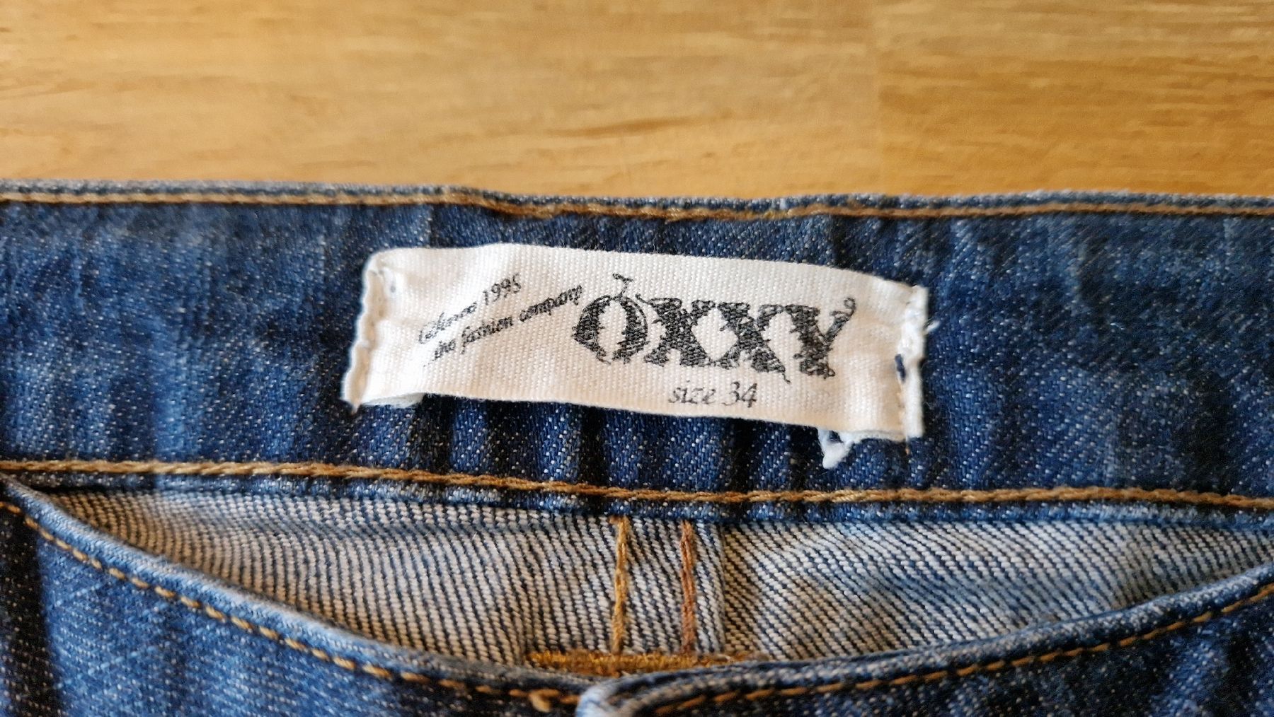 Jeans: Blaue Jeans Gr.34 – Usato da Riehen venduto da Aconitum 2