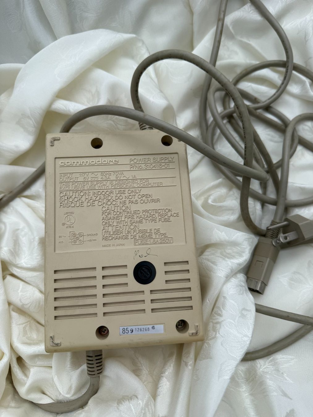 Componenti elettronici: Netzteil für Commodore 128 Computer Part Number 310416-01 – Usato da Vacallo venduto da cri_229f