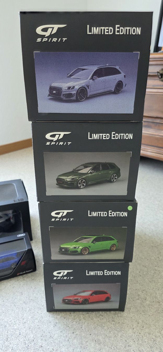 Modellautos: Audi rs4 b9 modelautos – Neu und originalverpackt aus Kölliken von Mrscarry