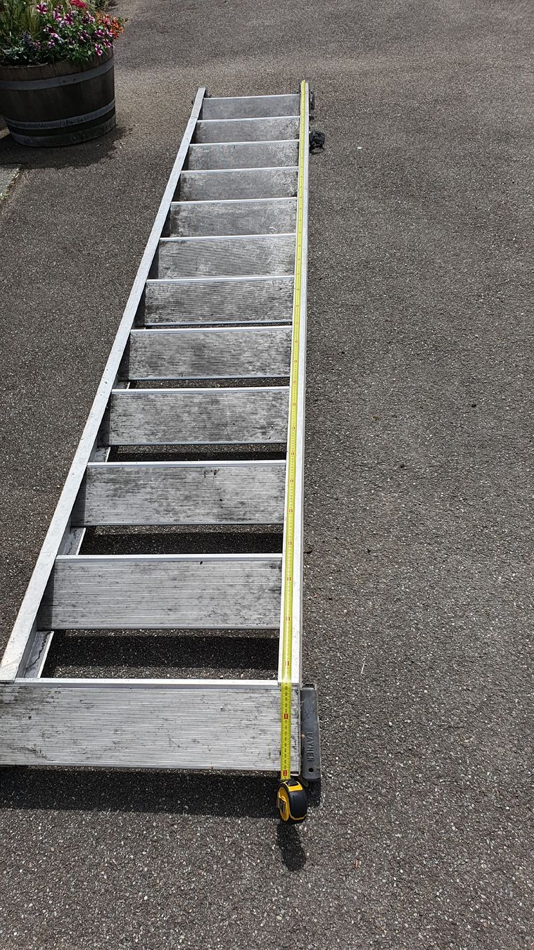 Echafaudages: Aluminium-Gerüsttreppe – D'occasion à Wegenstetten par ewerest 4