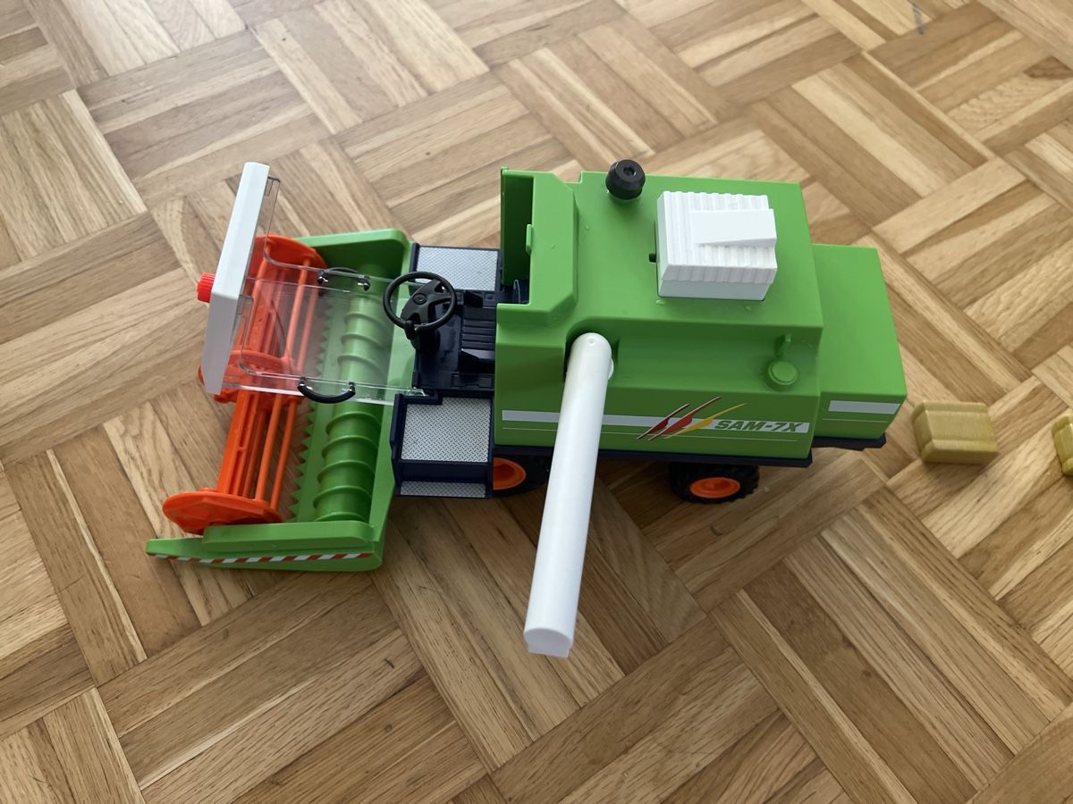 Playmobil Spielzeuge: Playmobil 9532 - Mähdrescher – Gebraucht aus Zuchwil von Commander0 2
