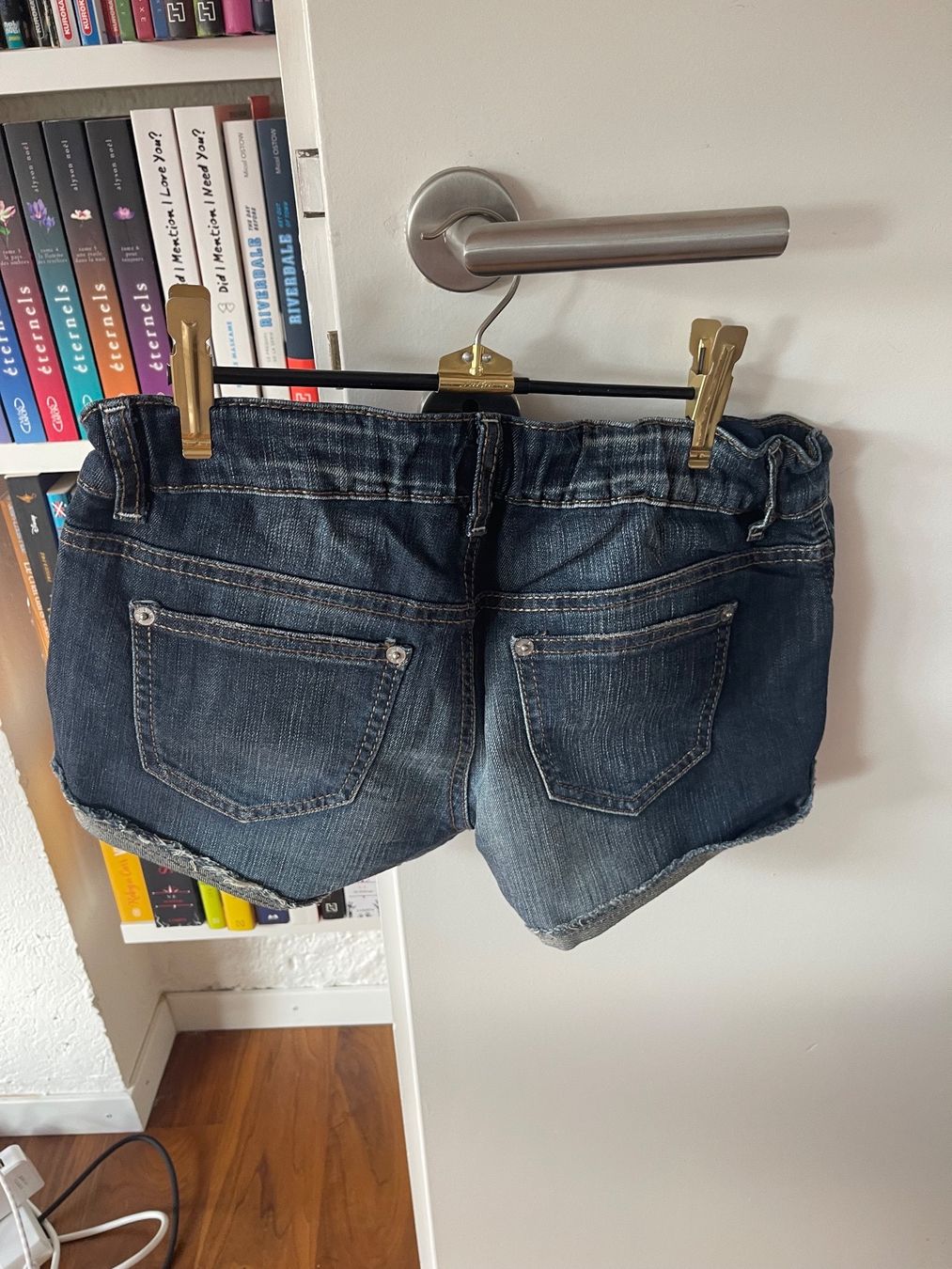 Sisley Pantaloni: Taille 170, Sisley – Usato da Lausanne venduto da milou201619 1