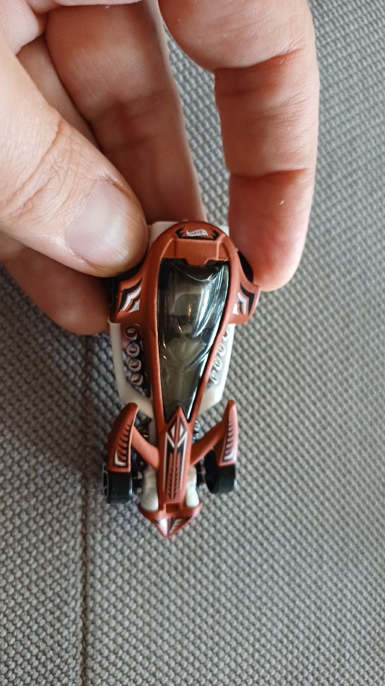 Hot Wheels Voitures modèles: 7 Hot Wheels Autos – D'occasion à Thun par Pokemonomania 7