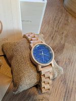 Uhr Holzkern Wasser