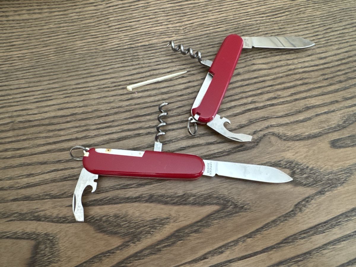Victorinox Couteaux de poche: Victorinox sackmesser – Neuf (Voir description) à Göschenen par Lord.Raiden 1