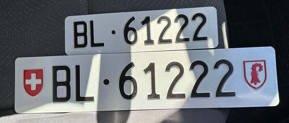 Kontrollschild BL 61222 - Autokennzeichen Baselland BL 1