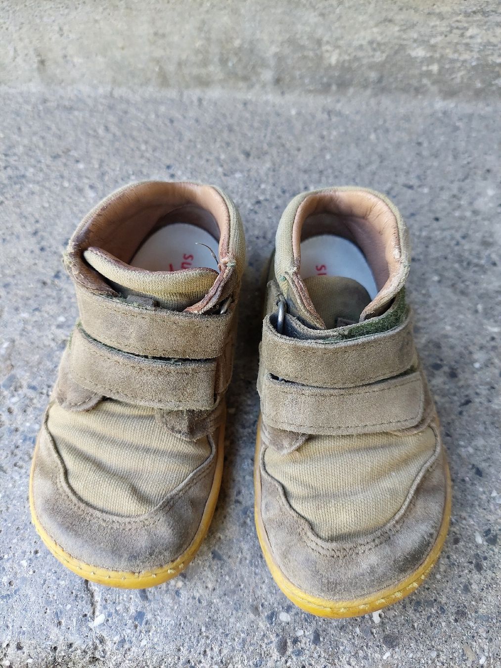 Superfit Schuhe für Jungen: Barfussschuhe Superfit Gr. 22 – Gebraucht aus Schiers von ursel91 1