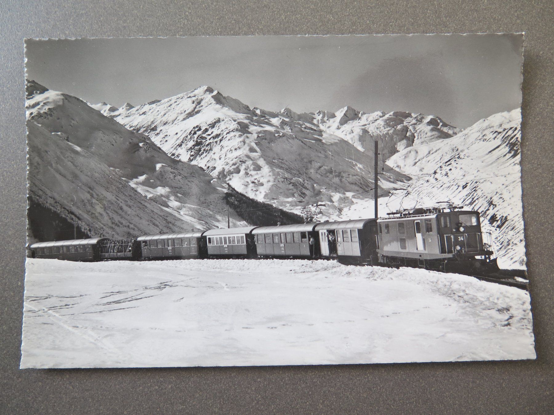 Ansichtskarten: ANDERMATT - FURKA-OBERLP-BAHN – Gebraucht aus Wittenbach von lipasal