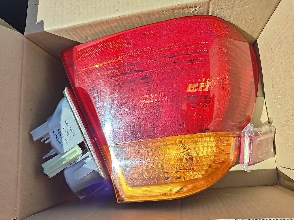 Fari: BMW E 46 Auto Rücklichter Links/Rechts  – Usato da Neukirch / Egnach venduto da ros_vht6 4