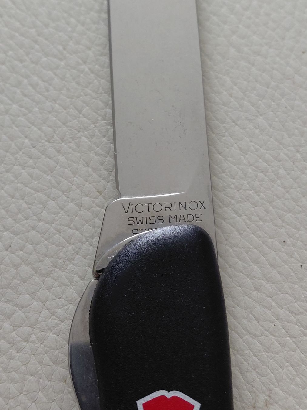Victorinox Taschenmesser: Victorinox Sentinel Plus 111mm Top Zustand  Polyamid-Griffsc – Neu (gemäss Beschreibung) aus Belp von mar_76s8 2
