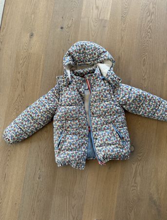 Mini Boden Winterjacke mit Blumenmuster Grösse 9-10J