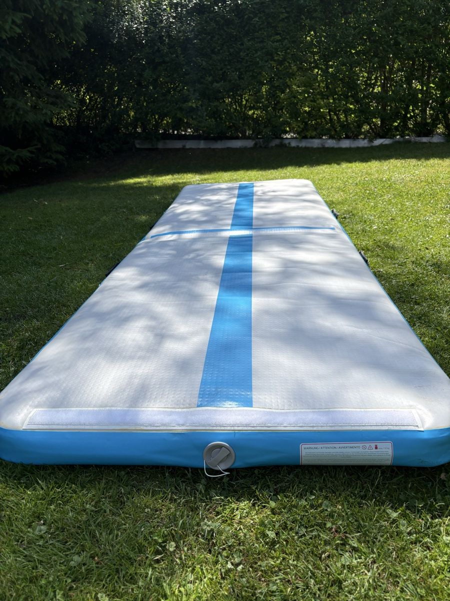 Tappeto da gioco: Airtrack Gymnastikmatte 3 m blau – Usato da Wittenbach venduto da Engelwies