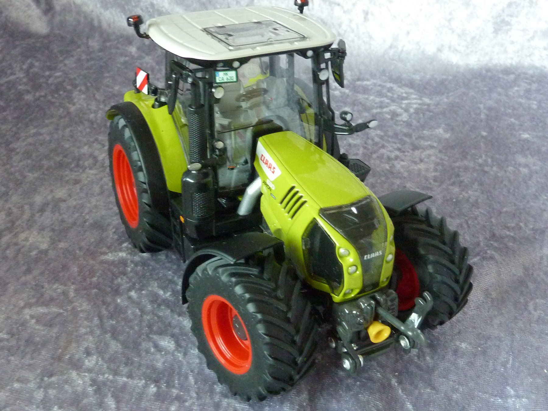 Wiking Kit di modellismo & Modellini statici: Claas Arion 630 1:32 – Nuovo (secondo la descrizione) da Dürrenäsch venduto da modellautos4you 6