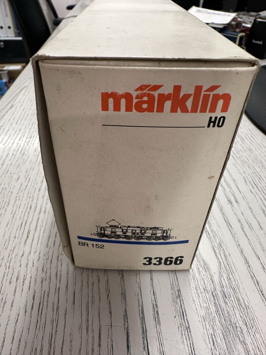 Märklin Modellini di ferrovie: Märklin 3366 DB BR 152 – Usato da Lupsingen venduto da New-Haven 7
