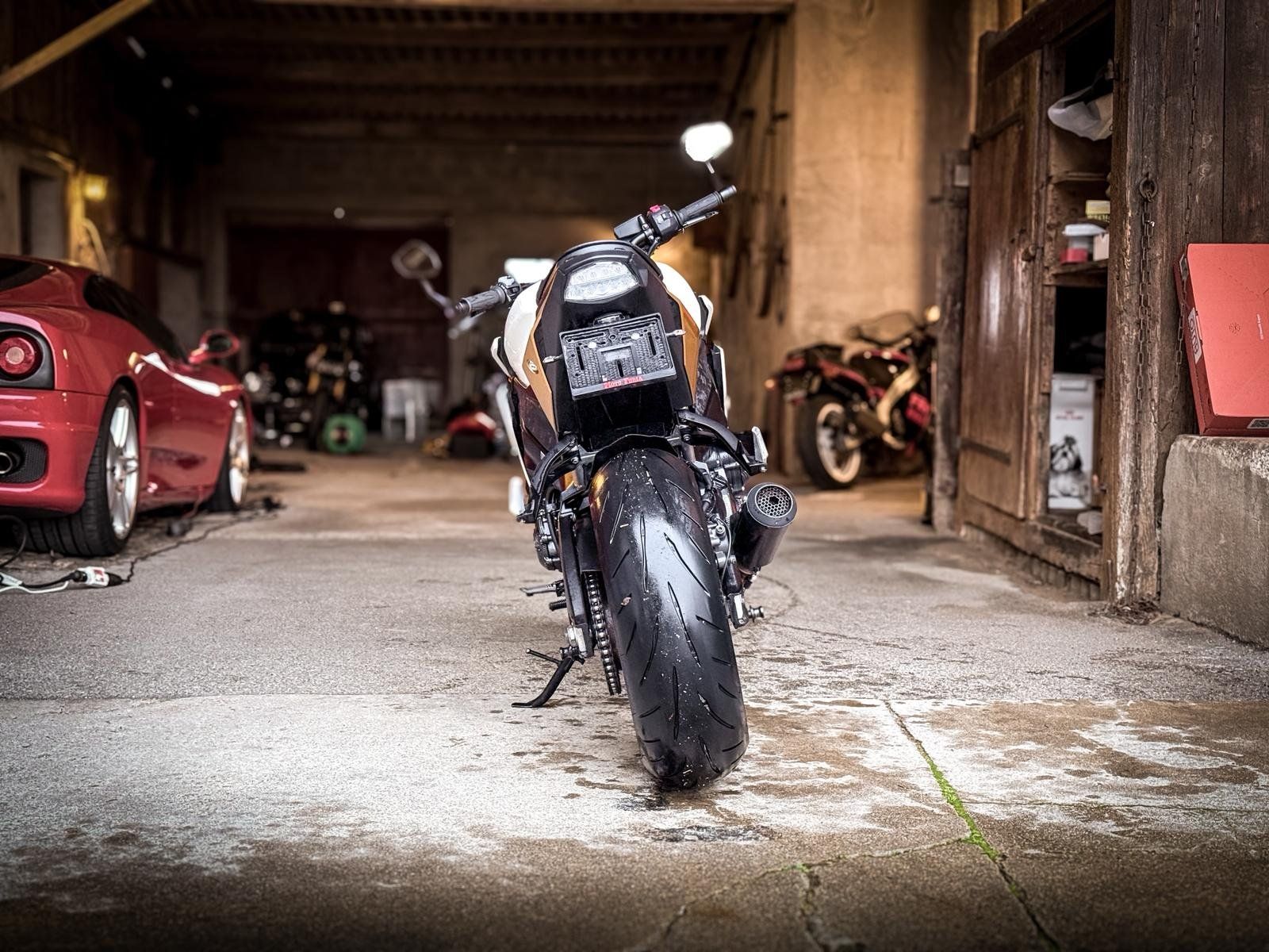 Suzuki Strada: Suzuki GSXS 1000 – Usato da Lausanne venduto da jos_qn6v 6