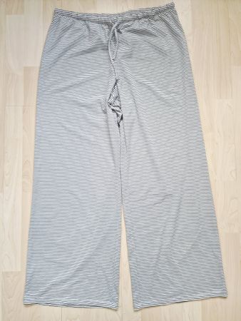 Damen Pyjamahose H&M Divided Gr. L Weiss Schwarz gestreift