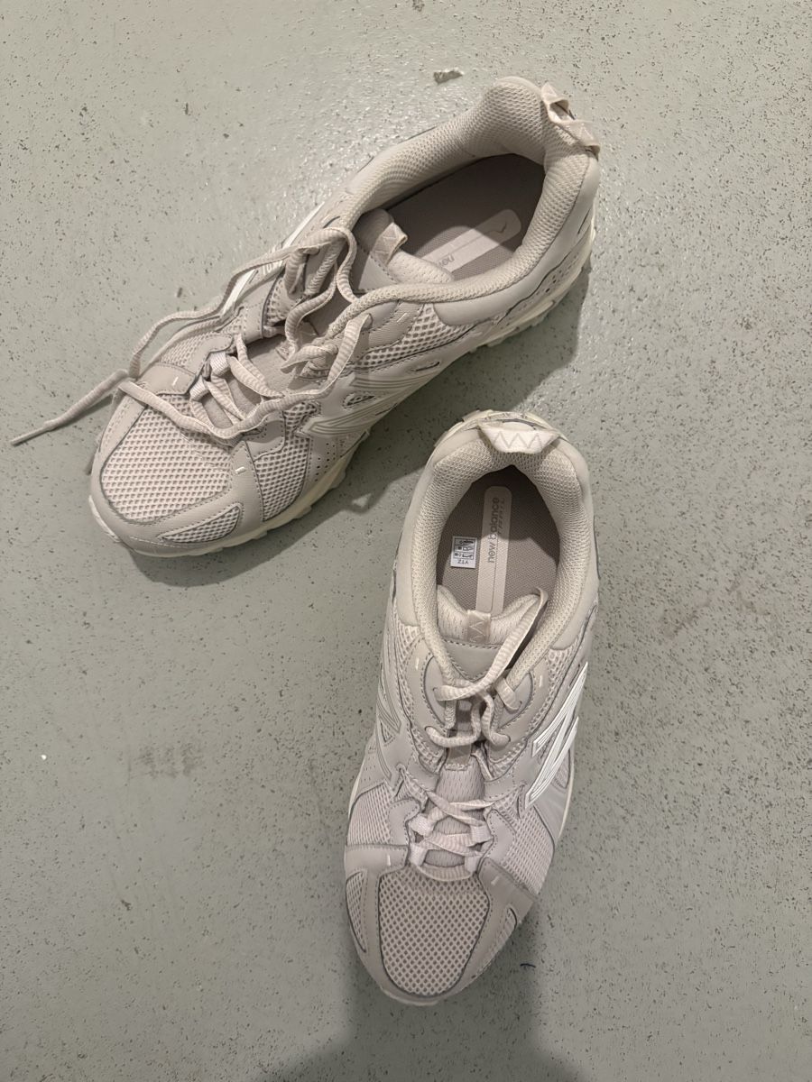 New Balance Scarpe da uomo: New Balance Sneaker, NEU Grösse 42 – Nuovo e nell'imballaggio originale da Ostermundigen venduto da wal_2qf6 3
