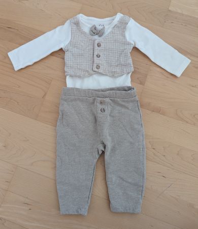 Baby Anzug C&A Grösse 62cm 2-3 Monate super Zustand