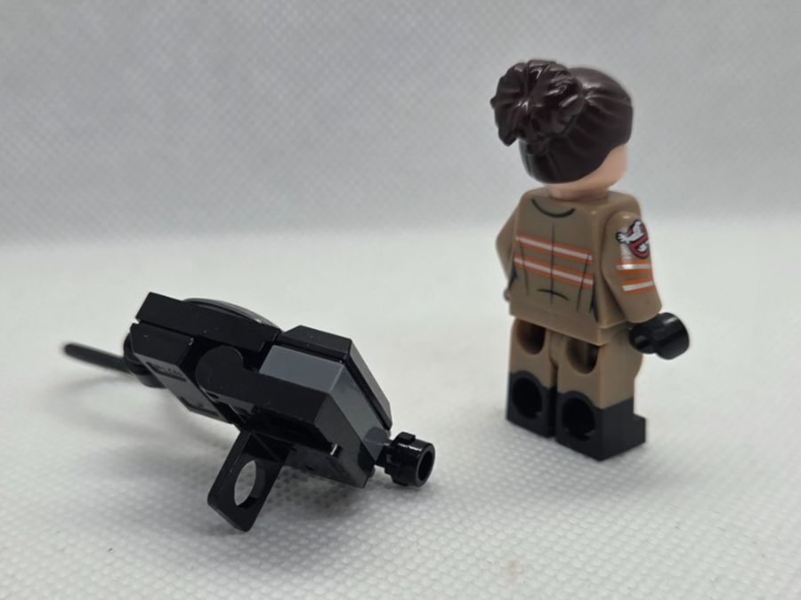 Lego Kit di costruzioni: Lego Ghostbusters LEGO dim035 Abby Yates + Proton Pack – Usato da Basadingen venduto da NekoBricks 2