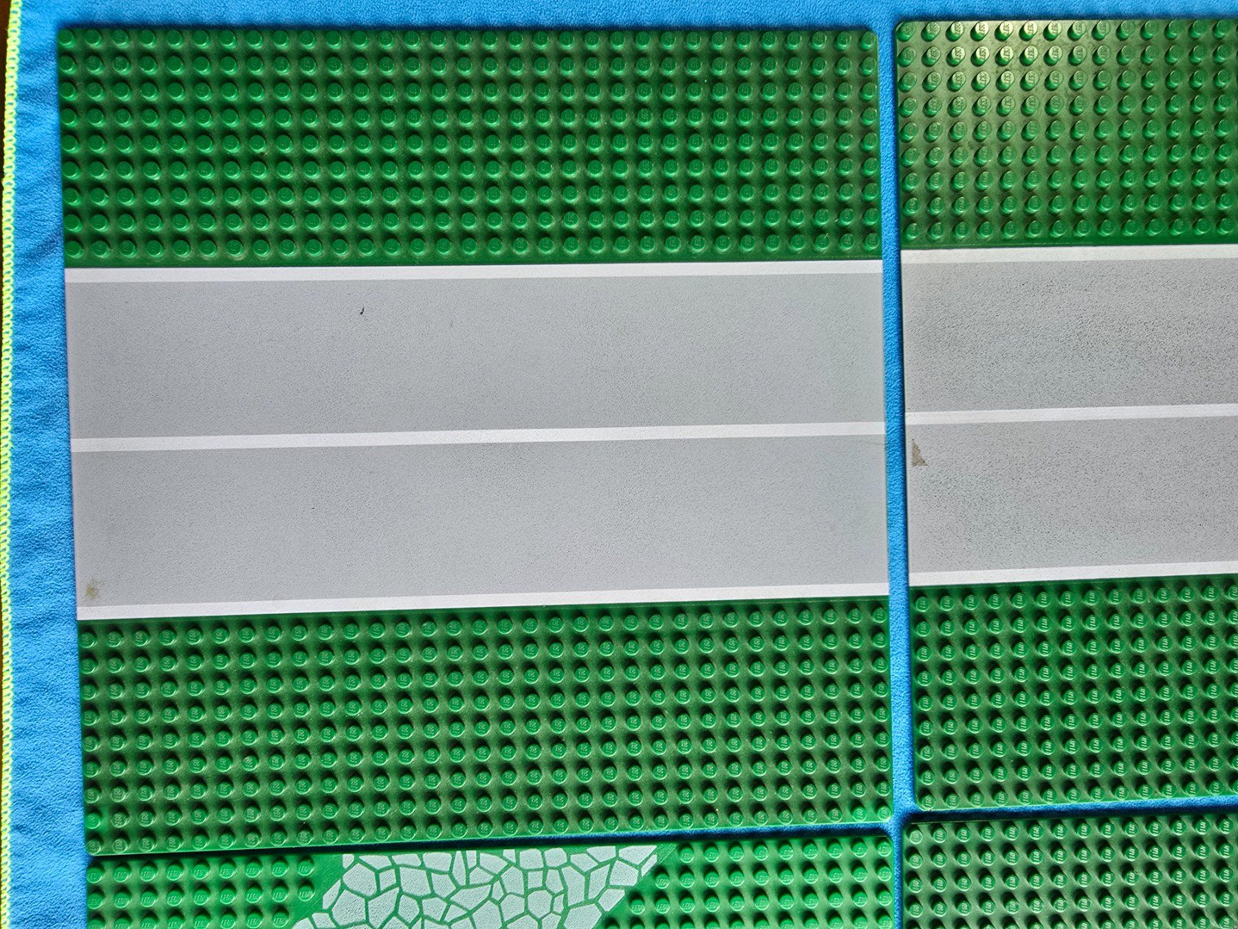 Lego Jeux de construction: 6 plaques Lego City – D'occasion à versoix par moonkey02 1