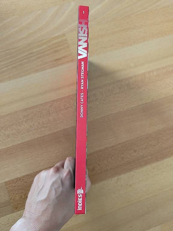 BD: Comics Vanish – D'occasion à Lausanne par cha_28dn 1