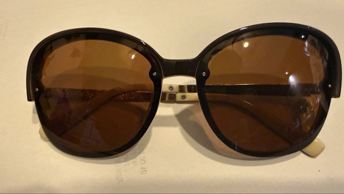 Lunettes & Verres: Sunglasses – Neuf (Voir description) à Zürich par Yuece