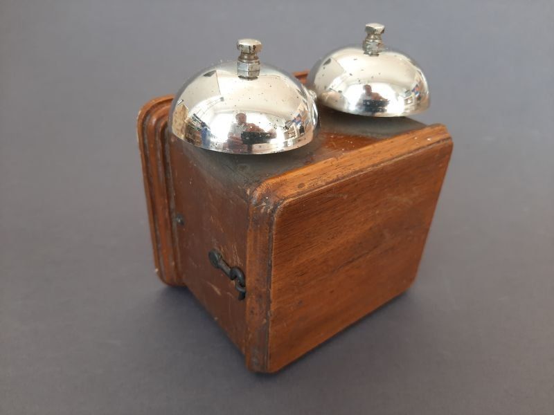 Cloches & sonnailles: Externe Telefonklingel 1931 – D'occasion à Oberengstringen par Goldhase01