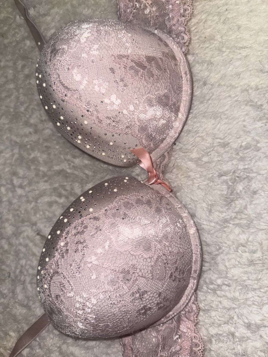 Altra biancheria intima: Rosa Spitze BH, Grösse 75B - Wunderschön & bequem! – Usato da Liestal venduto da isa_8y72 8