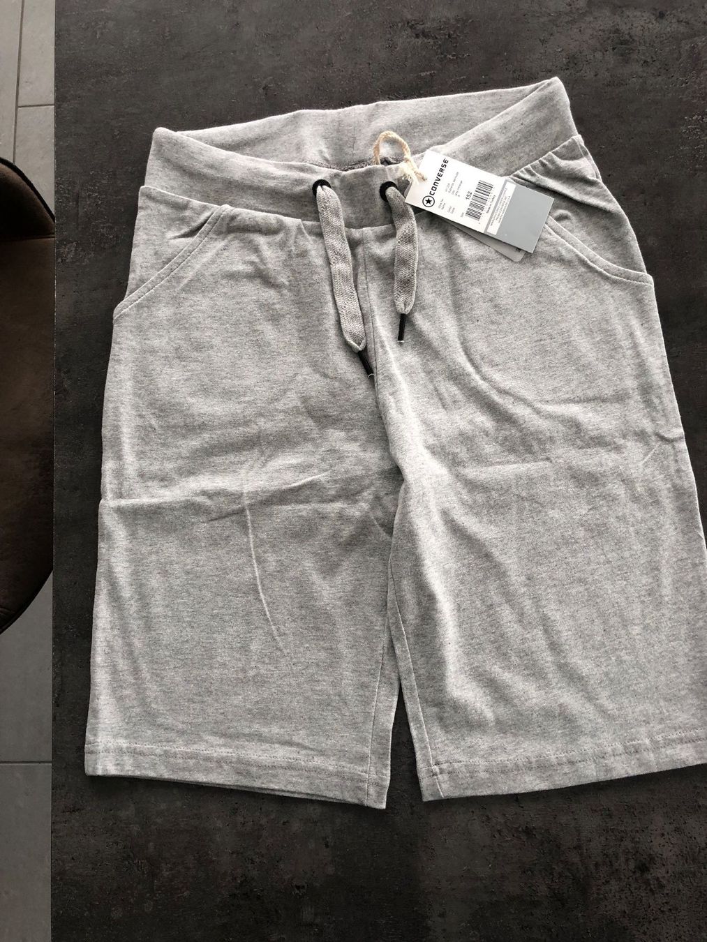 Pantaloni: Converse Shorts Boy, Hellgrau, Gr. 152 – Nuovo e nell'imballaggio originale da Rorbas venduto da binajas 3