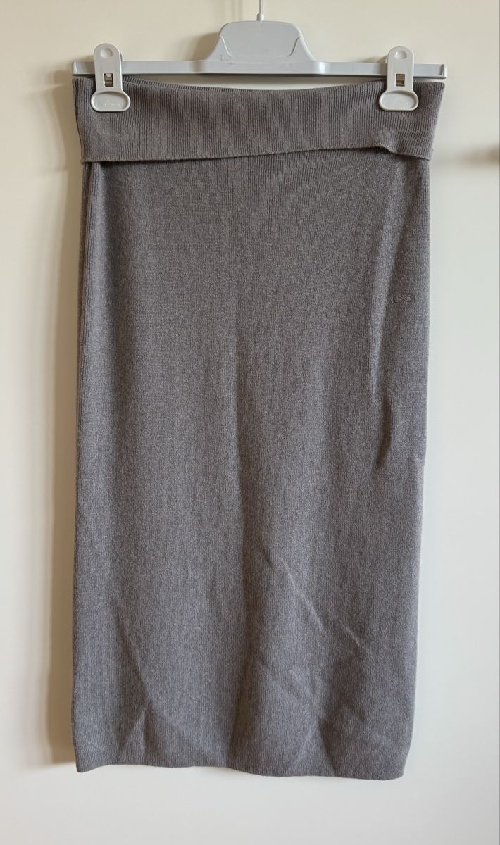 Gonne: Jupe Sminfinity en cachemire et coton, taille S – Nuovo (secondo la descrizione) da Morges venduto da sandy069