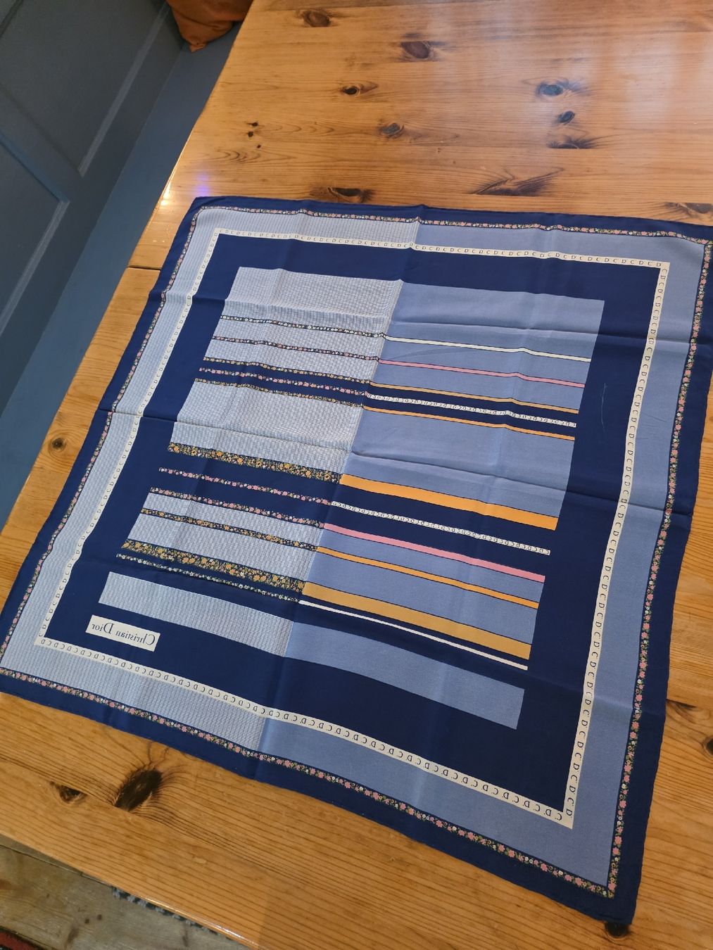 Dior Foulard & Sciarpe: Christian Dior Halstuch Seide blau gestreift – Usato da Bösingen venduto da davewausb767 3