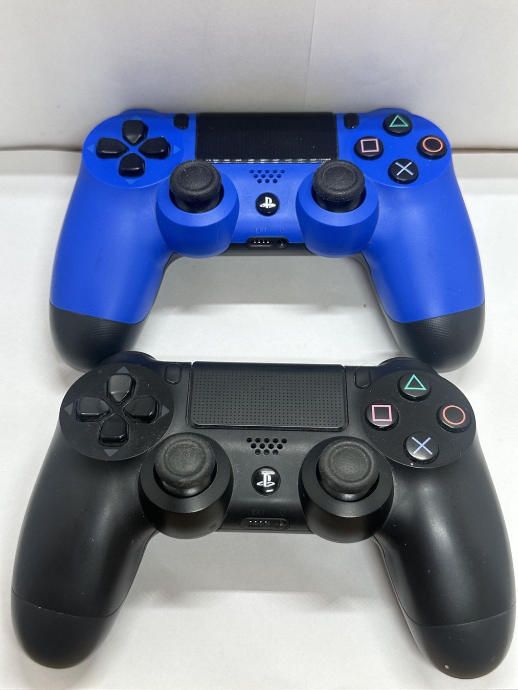 Sony Controller: 2y Sony Playstation Controller PS4 – Usato da Nussbaumen AG venduto da Dika-Shop