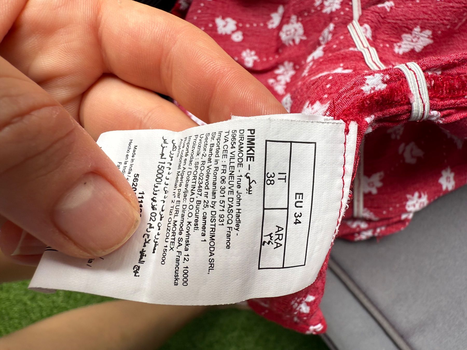 Chemisiers: Sommer Bluse, Rot mit Blumenmuster 34 – D'occasion à Riehen par edu_92w7 4