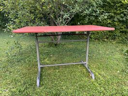 Gartentisch Metall rot