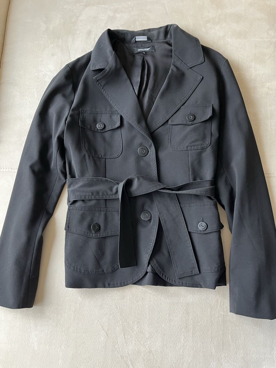 Giacche: Sacco / Blazer Denny Rose Gr.S – Usato da Stäfa venduto da Exclusive0 1