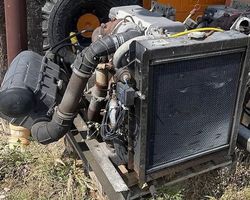 4 Zylinder Dieselmotor Iveco 8140 inkl Hydraulikpumpe A4VG