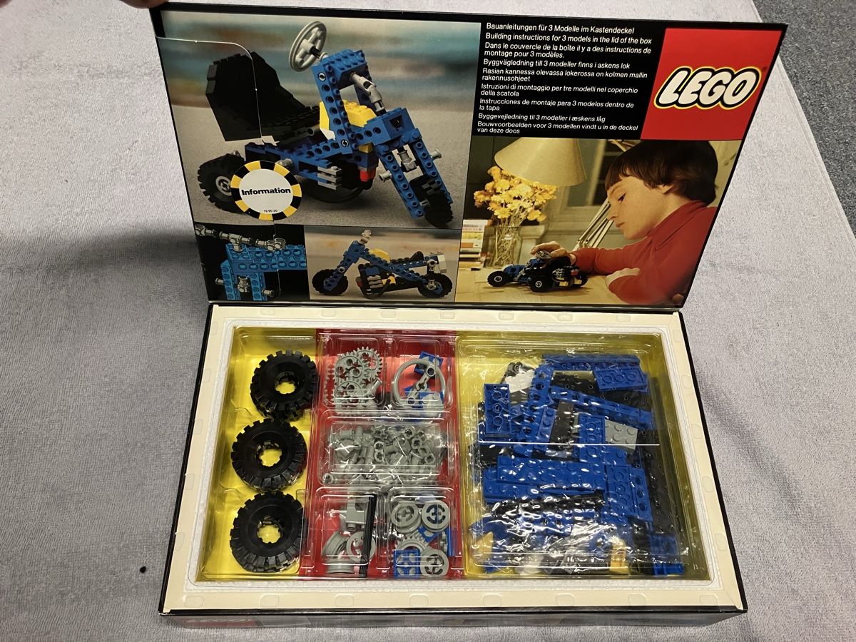Lego Kit di costruzioni: Lego Technic 854 – Nuovo e nell'imballaggio originale da Luzern venduto da windundsichtschutz 1