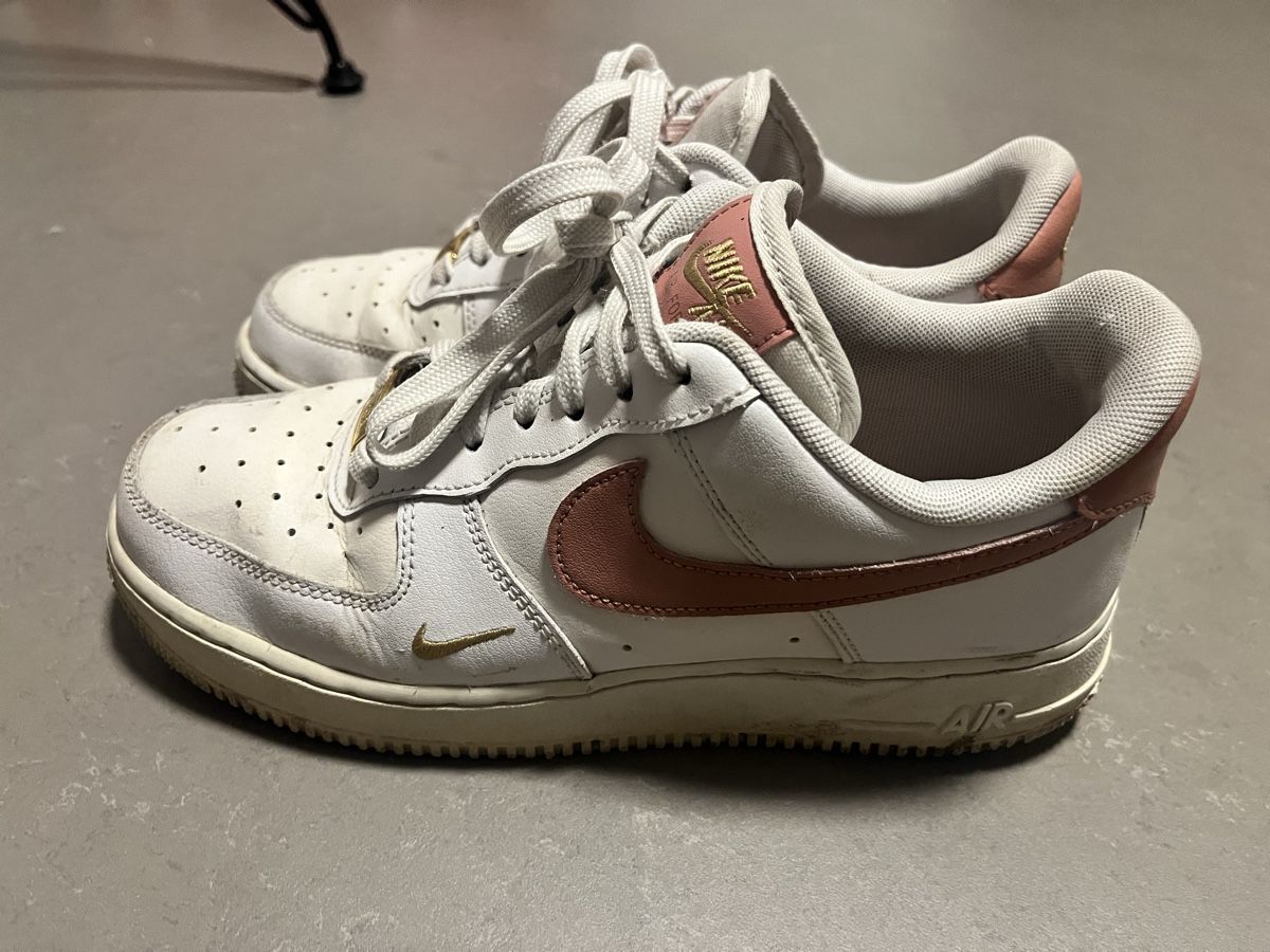 Nike Scarpe da uomo: Nike Air Force 1, Grösse 38.5 – Usato da Bellach venduto da jba03 2