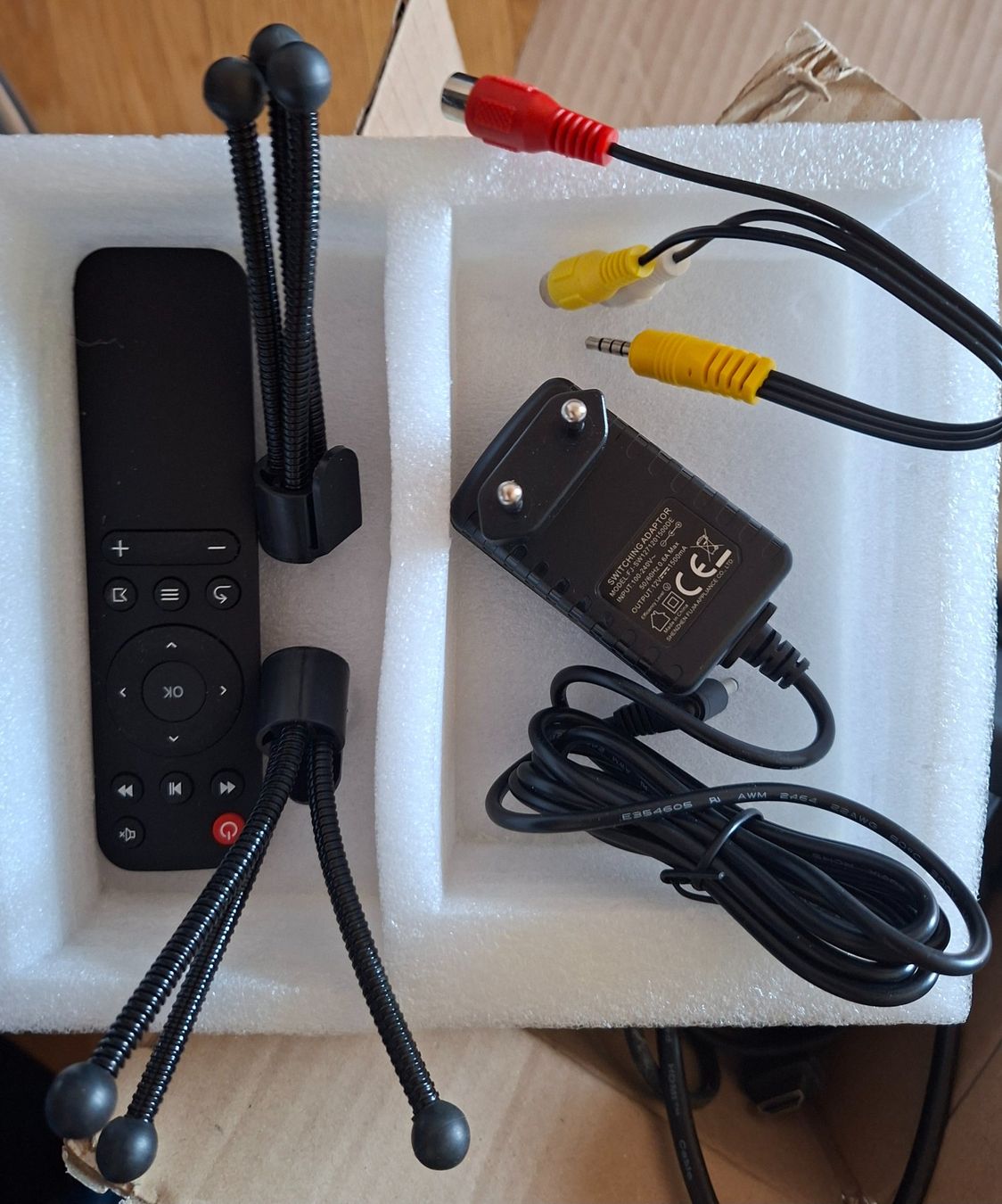 Proiettori: Mini LED Beamer – Usato da Dübendorf venduto da pae_5bxf 5