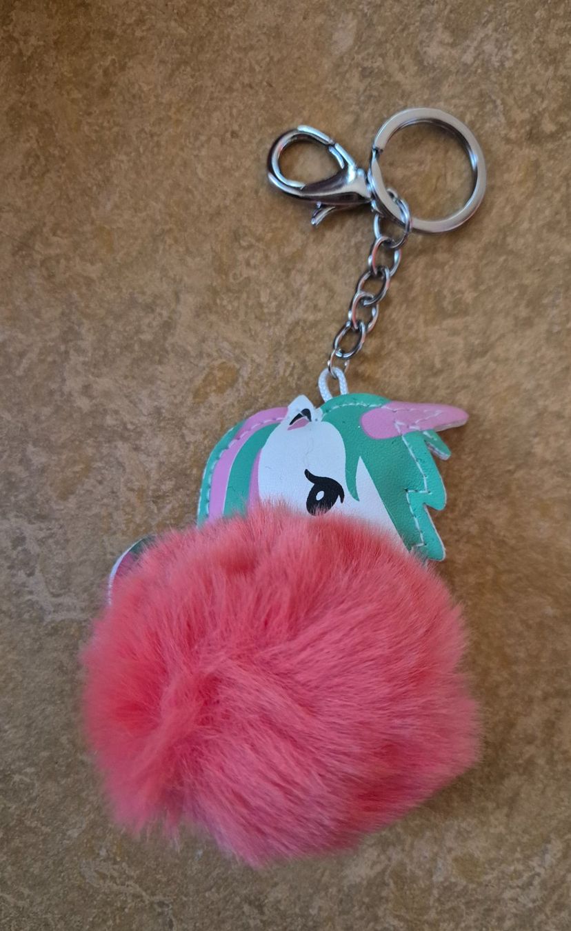 Schlüsselanhänger & - bänder: Schlüsselanhänger Einhorn – Neu und originalverpackt aus Emmenbrücke von Levira8