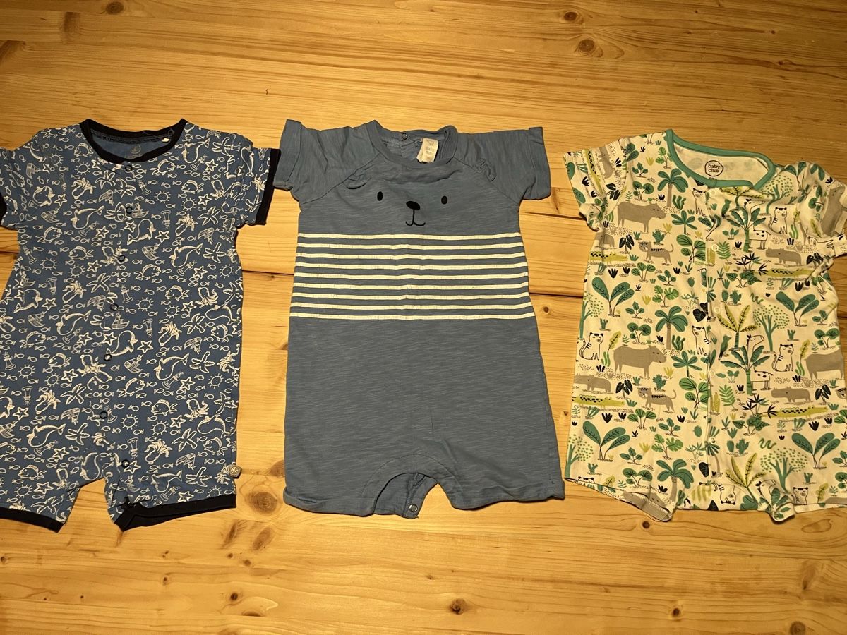 H&M Lotti & Set di vestiti: Kleiderpaket 86 / 92 – Usato da Adelboden venduto da Jestil20 4