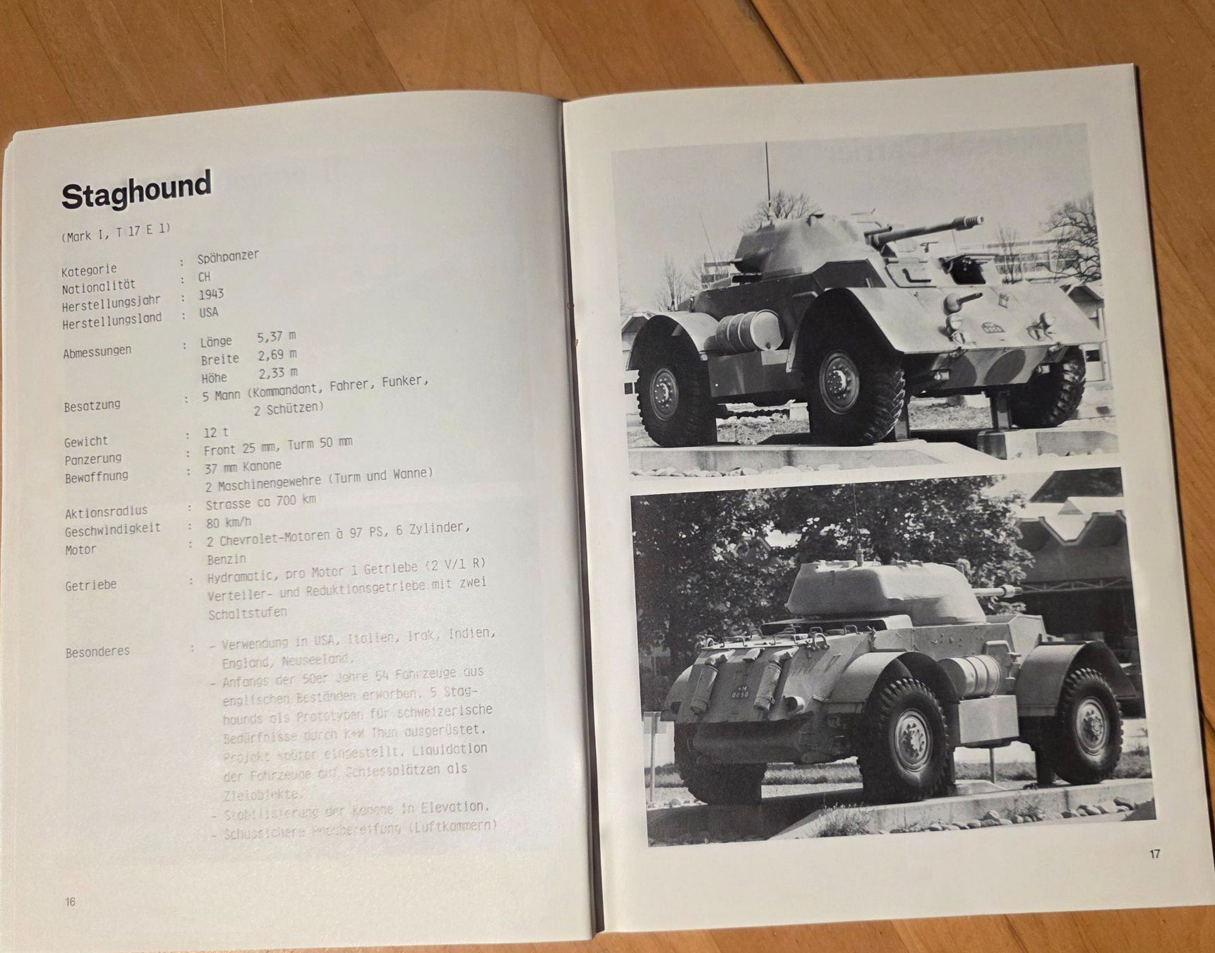 Revues & Magazines: Panzermuseum Buch/Magazin   / Begleitband – D'occasion à Obermumpf par oiskypoisky 3