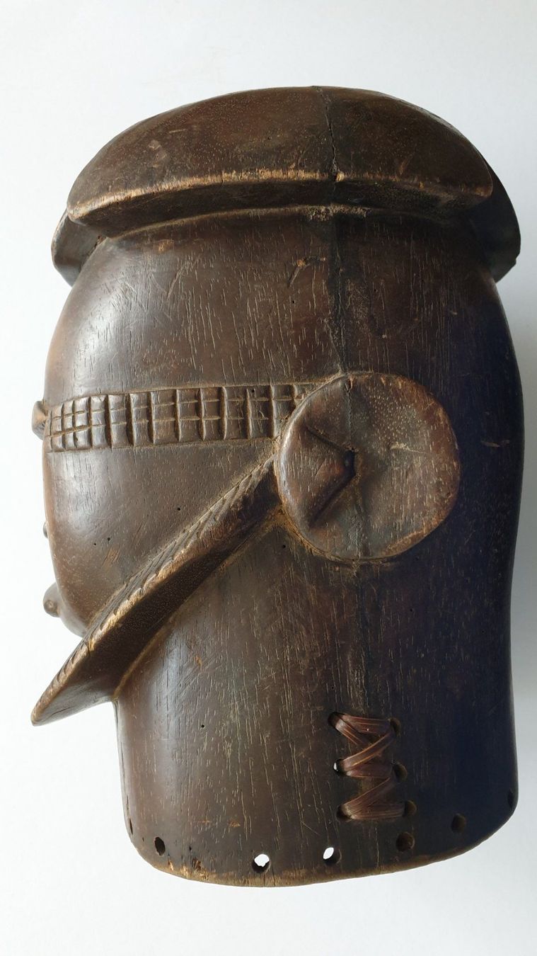 Internationale Kunst: Grosse, afrikanische Maske. – Gebraucht aus Goldach von armando_r 1