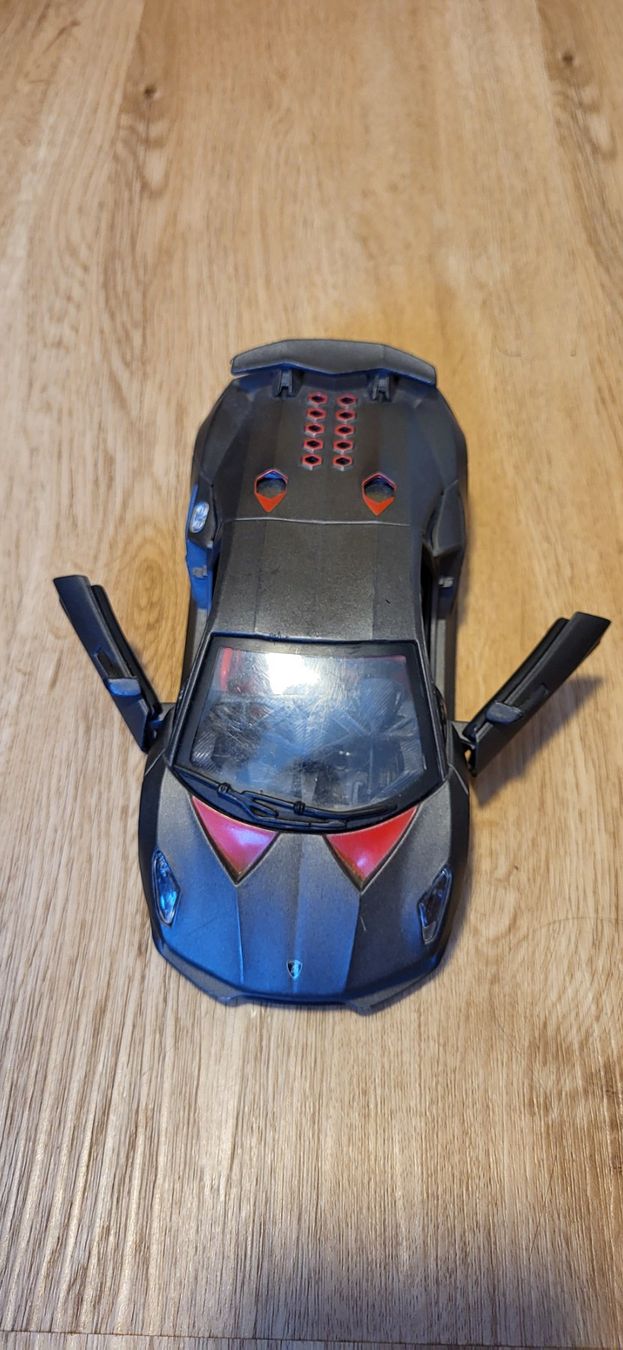 Spielzeuge: Lamborghini Sesto Elemento 1/24 – Gebraucht aus Schleinikon von Frida11 3