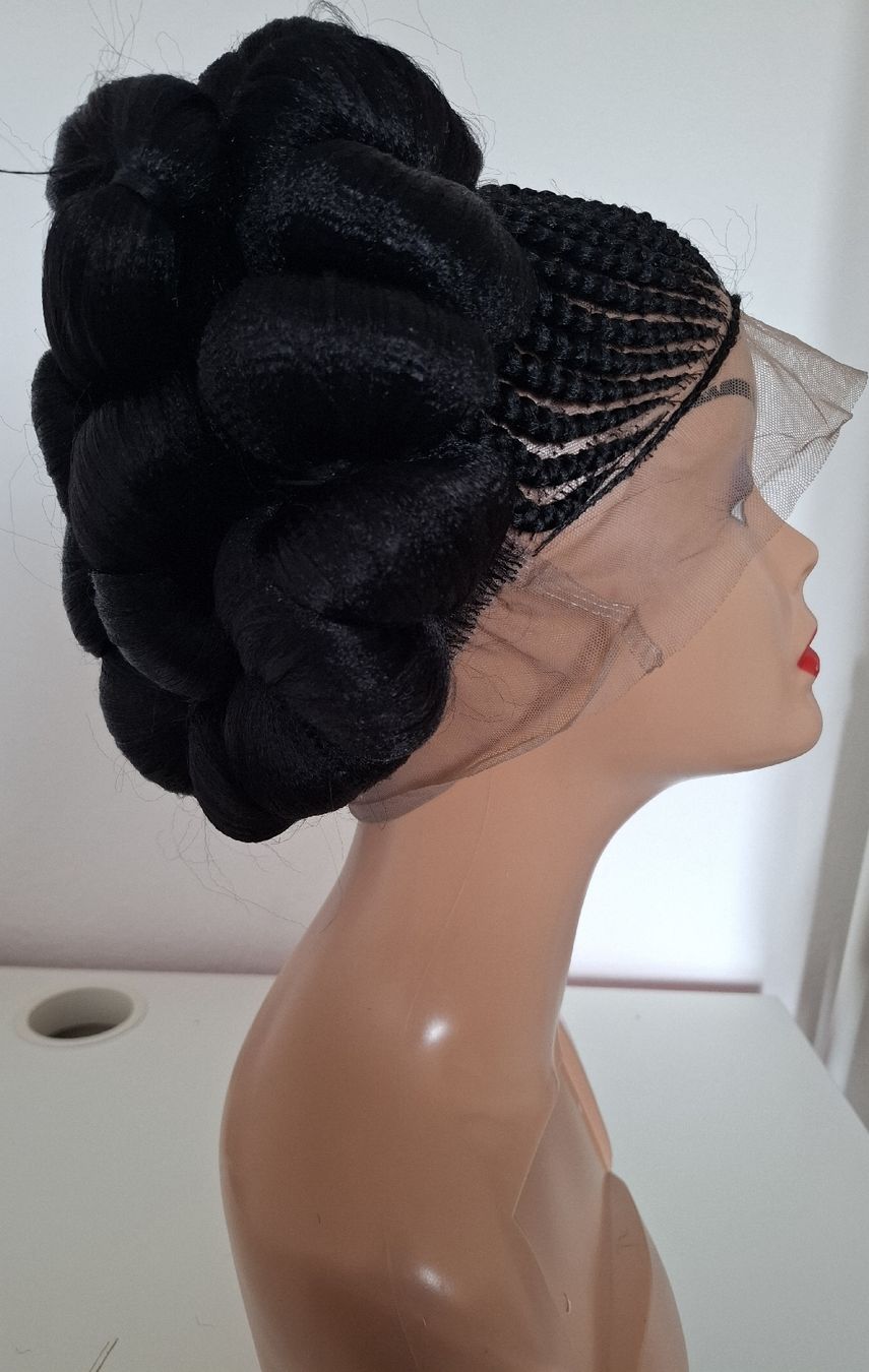 Parrucche: Black Braided Wig with High Bun | Elegant Style | Handmade – Nuovo (secondo la descrizione) da Lausanne venduto da usa_xd5k 4