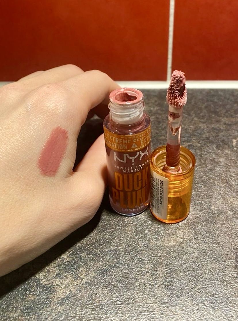 Make-up: NYX Duck Plump Lipgloss - 10 Lilac On Lock – Nuovo (secondo la descrizione) da St. Gallen venduto da lfs_nxl8 1