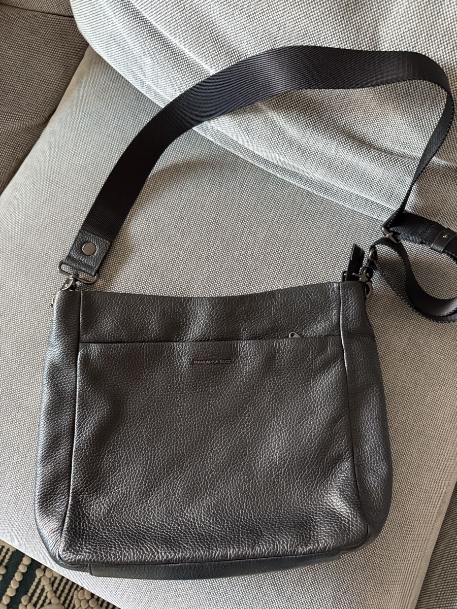 Mandarina Duck Borse da donna: Mandarina Duck Umhänge Tasche. Neuwertig – Usato da Winterthur venduto da ivule2000