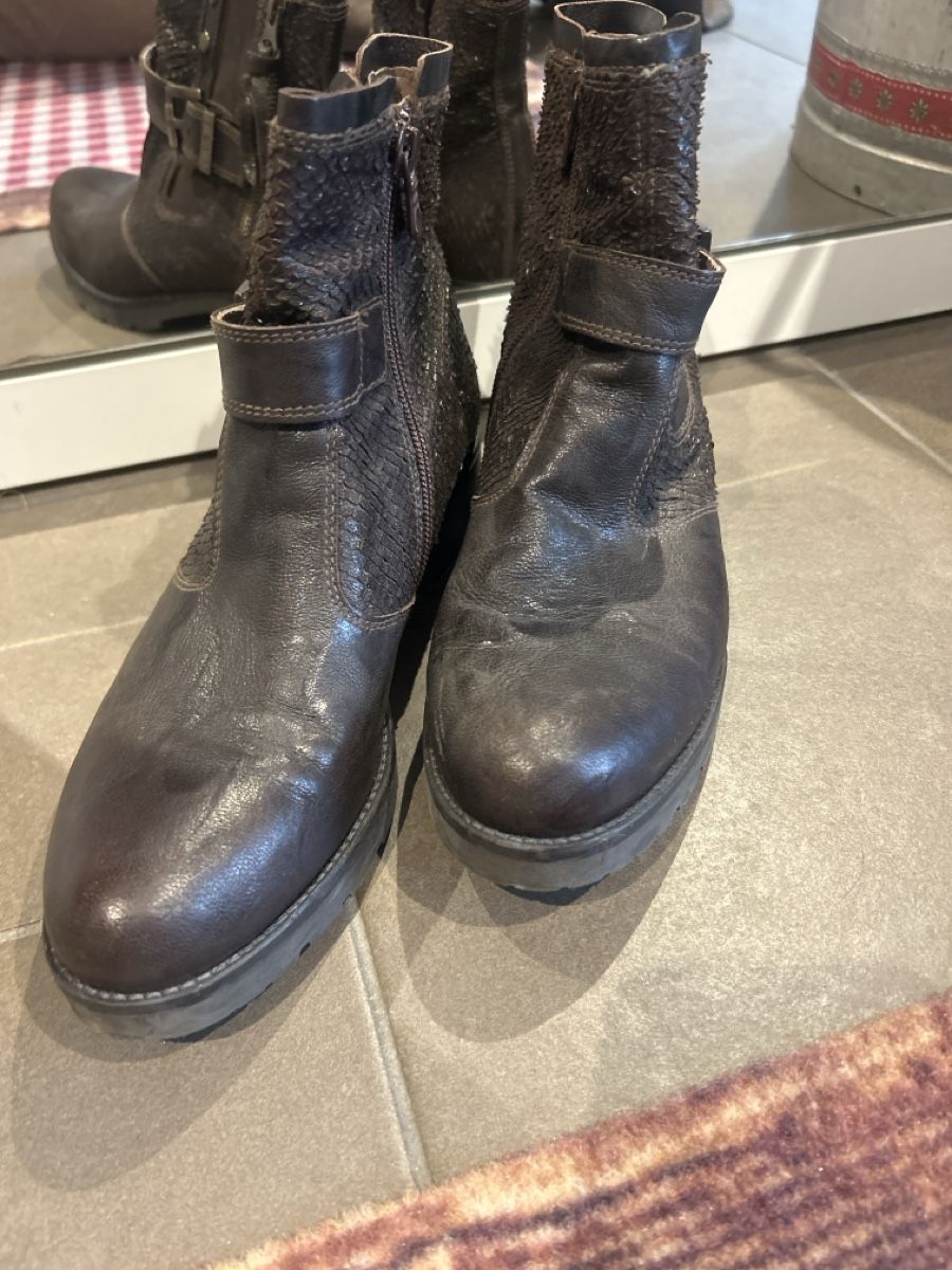 Damenschuhe: Leder Stiefelette Nero Giardini – Neu (gemäss Beschreibung) aus Matzendorf von Fla5 1