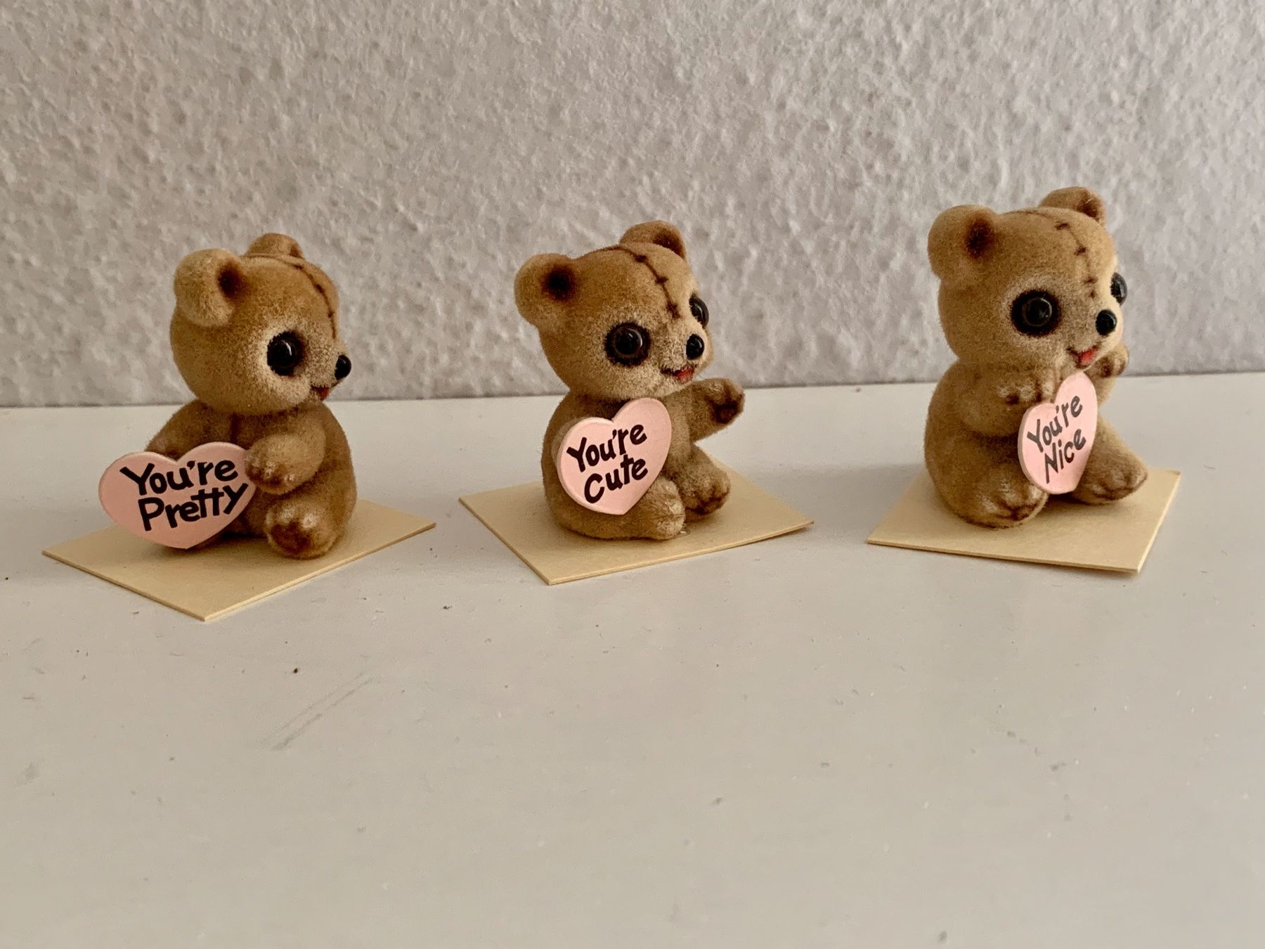Kit di modellismo & Modellini statici: ORSETTI FLOCCATO con cuori set 3 pezzi – Nuovo e nell'imballaggio originale da PARADISO venduto da pin_vlj8 1