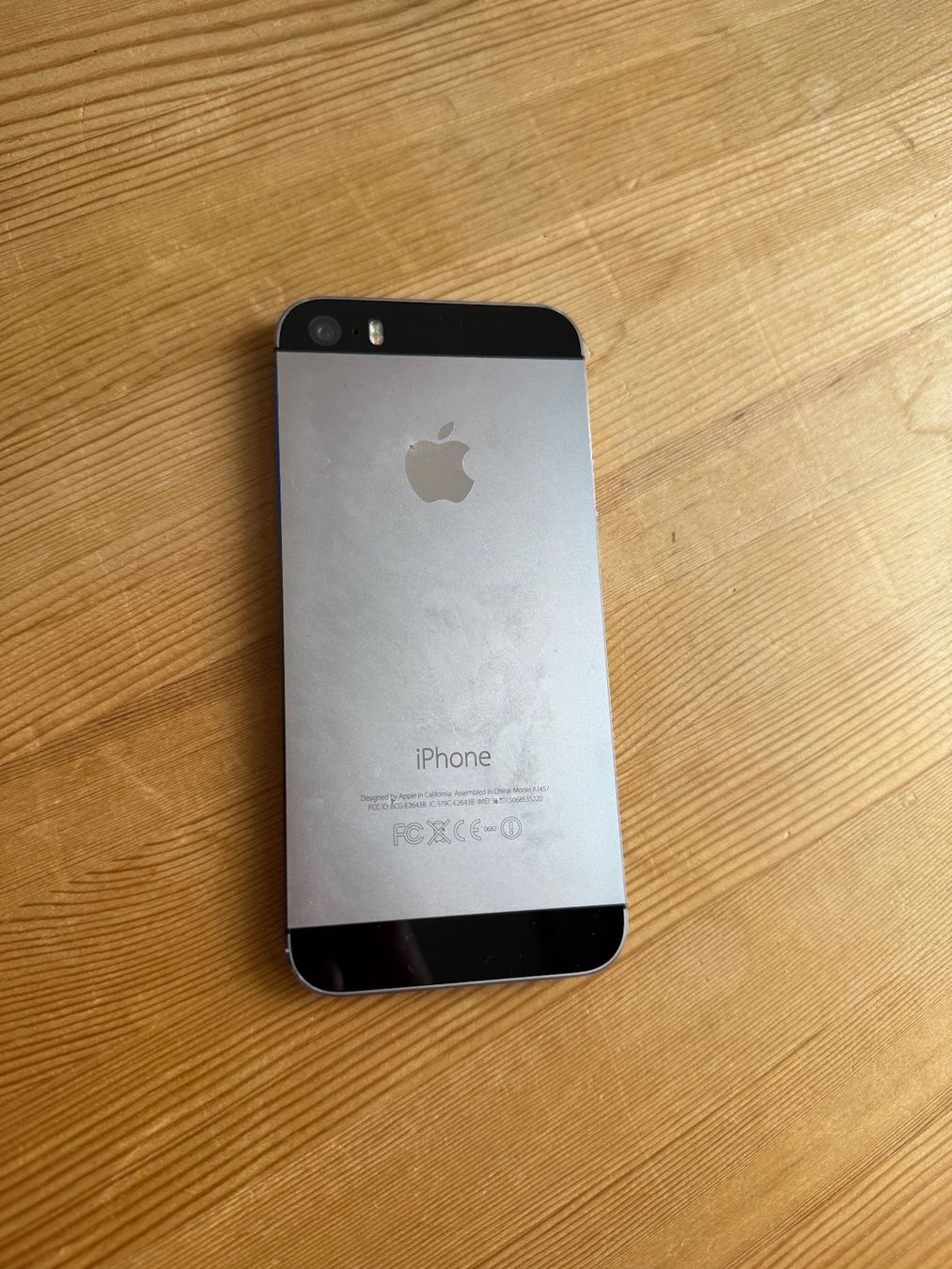 Apple Portables: iPhone 5s 16GB Spacegrau – D'occasion à Lützelflüh-Goldb par Guemseli 1